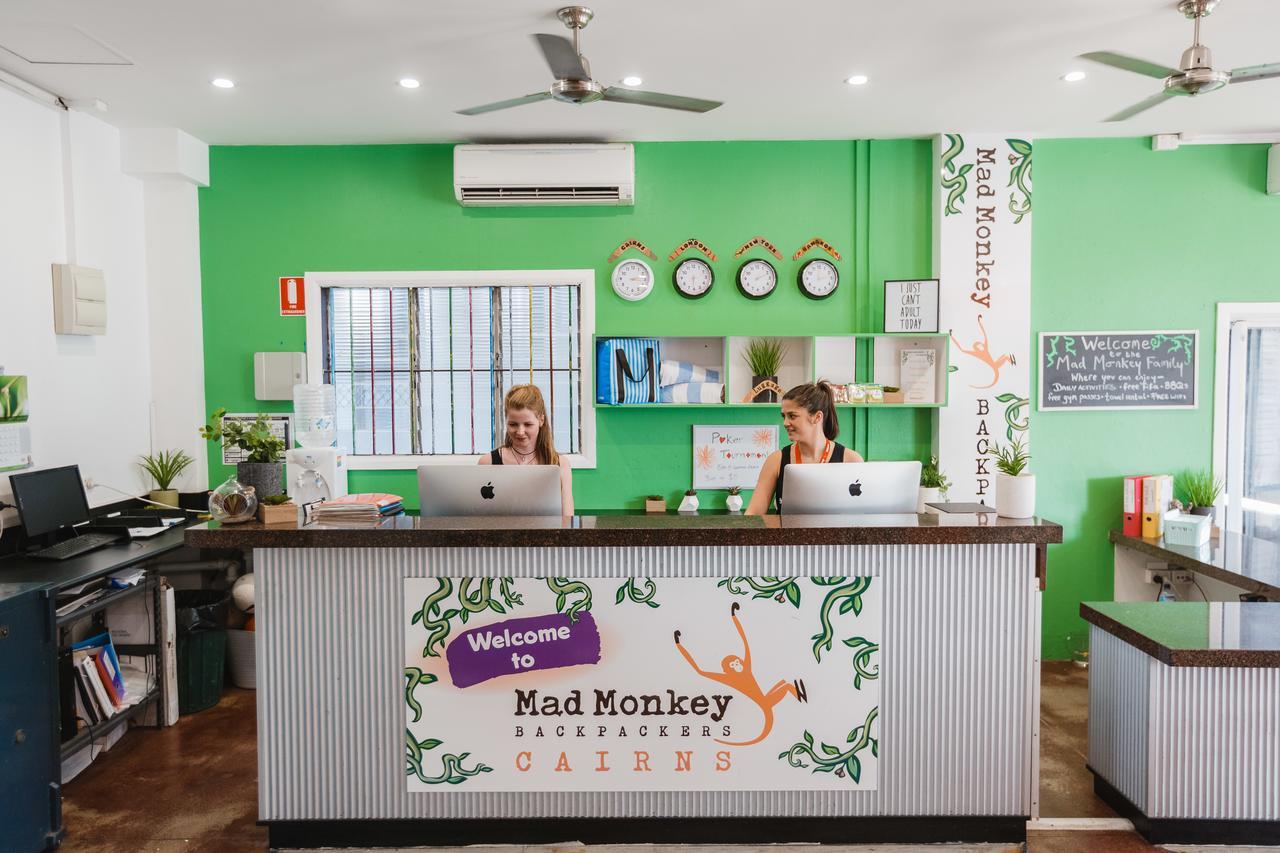 Mad Monkey Central Cairns Exterior photo
